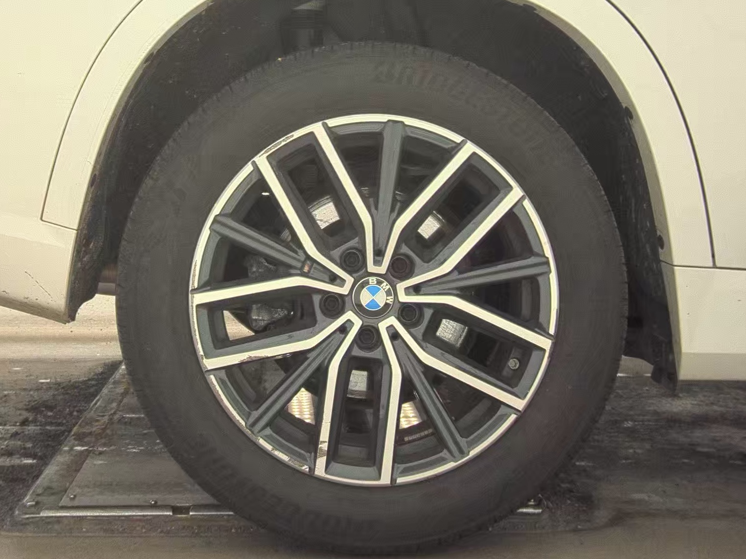 2025 BMW X1 xDrive28i AWD