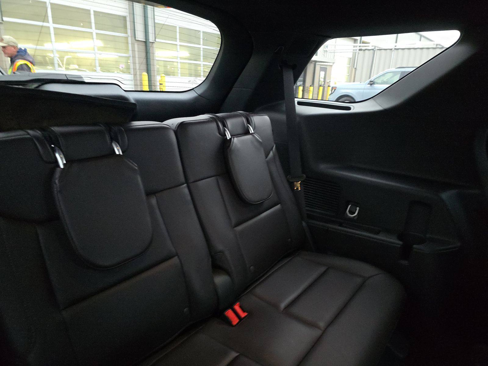 2025 Ford Explorer Platinum FWD