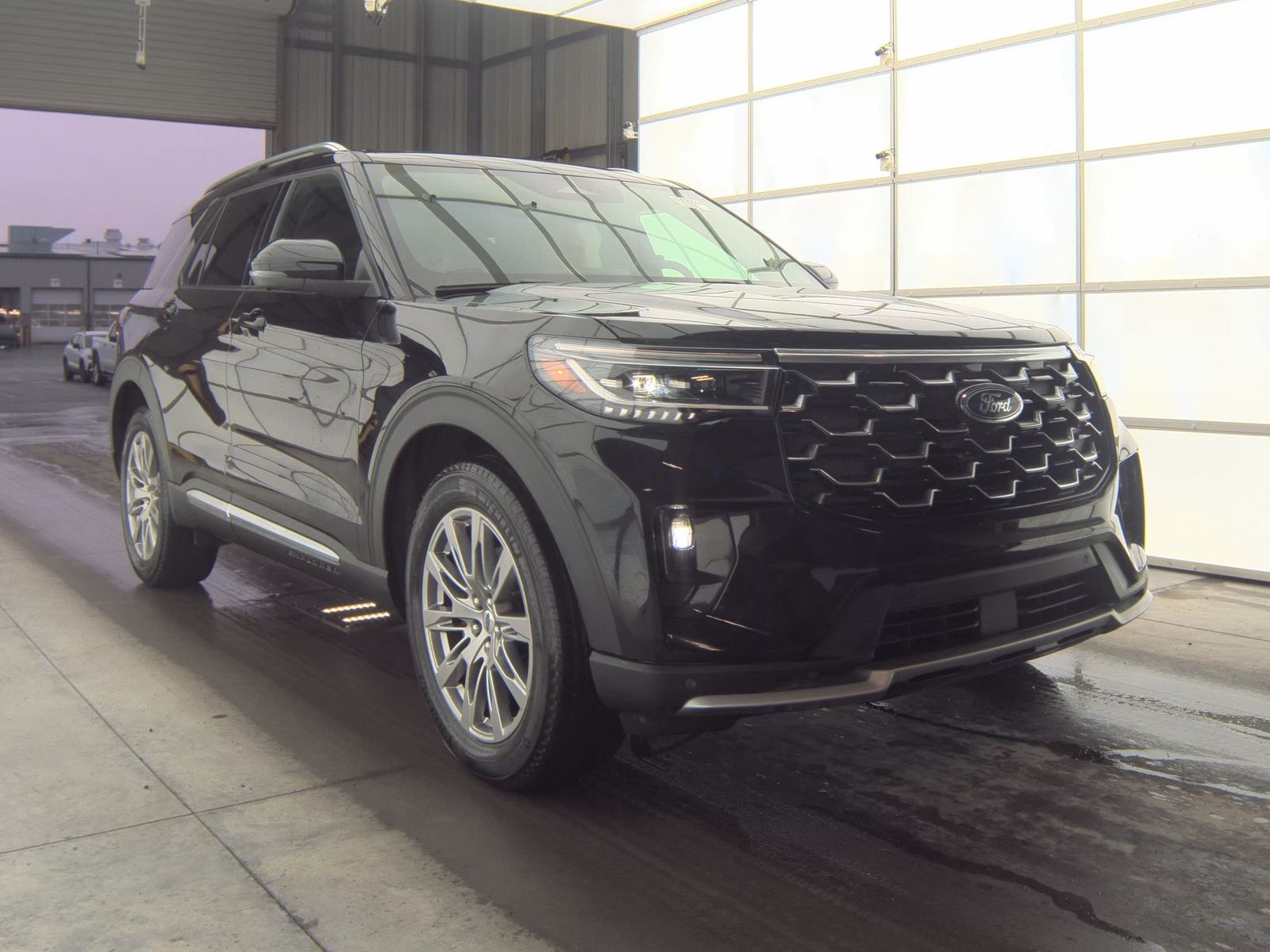 2025 Ford Explorer Platinum FWD