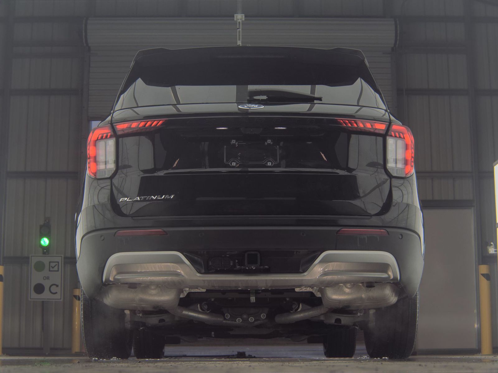 2025 Ford Explorer Platinum FWD