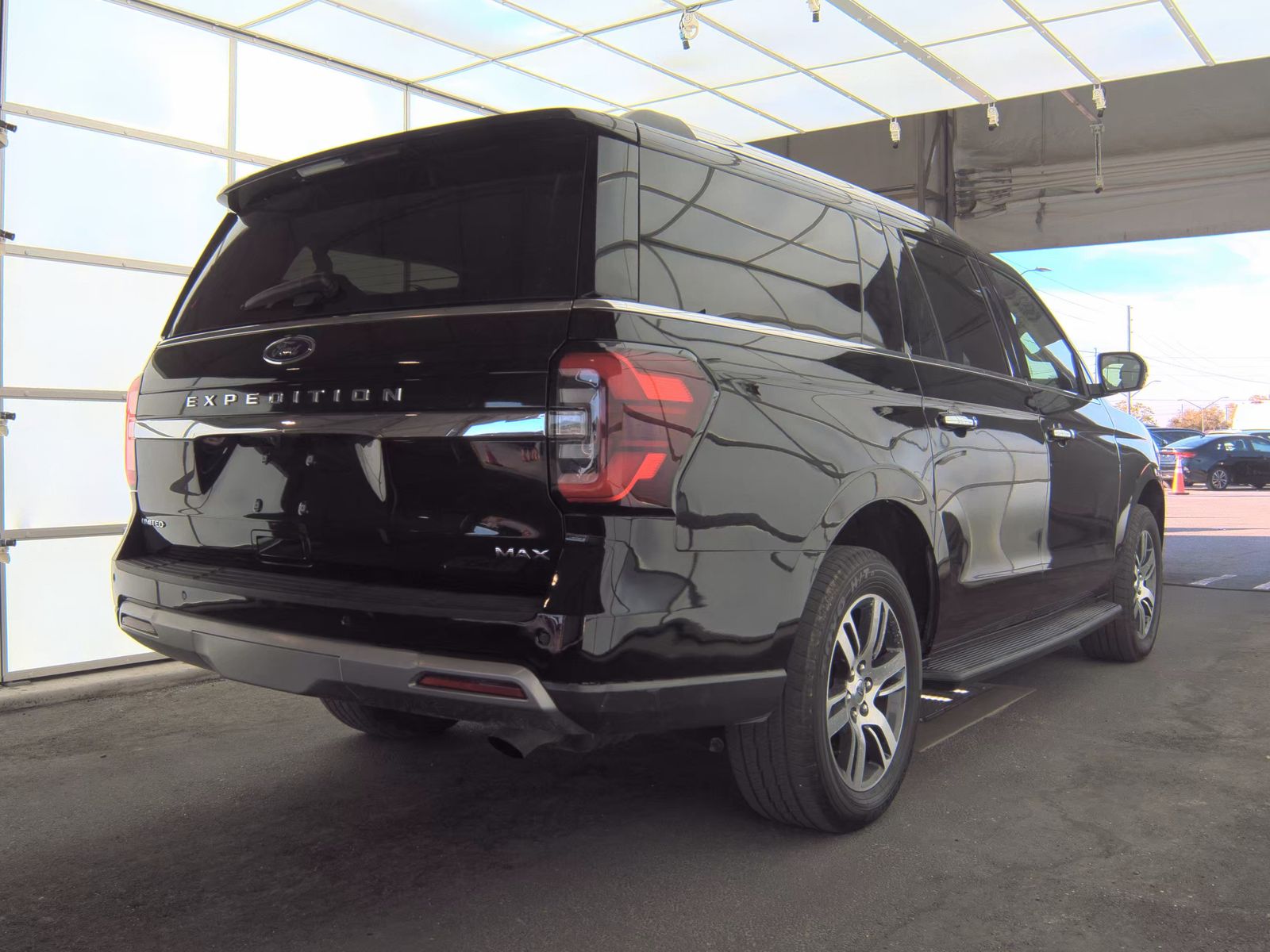 FORD EXPEDITION MAX - 5
