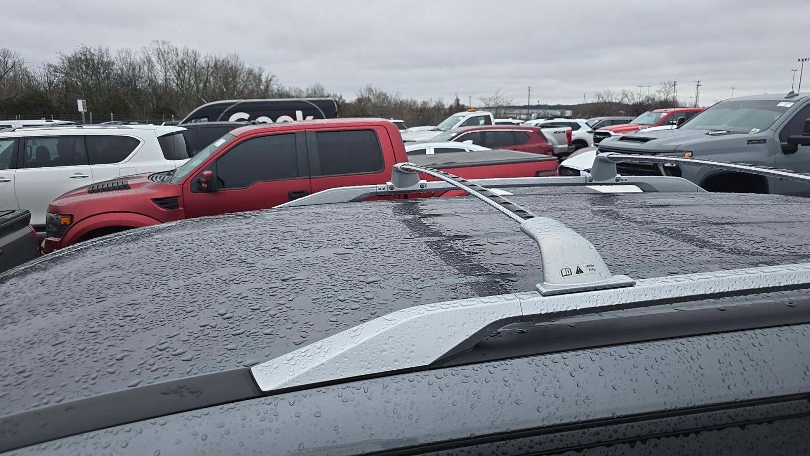 2025 Nissan Pathfinder SL AWD