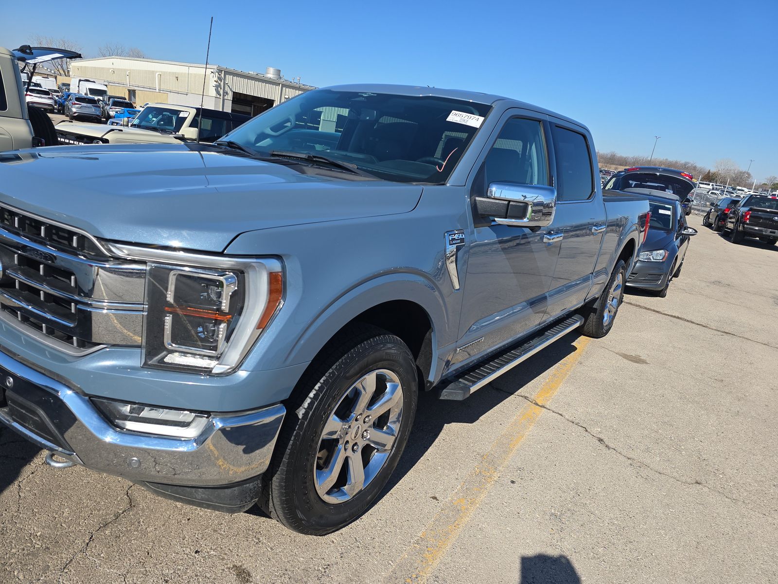 2023 Ford F-150 Hybrid Lariat AWD