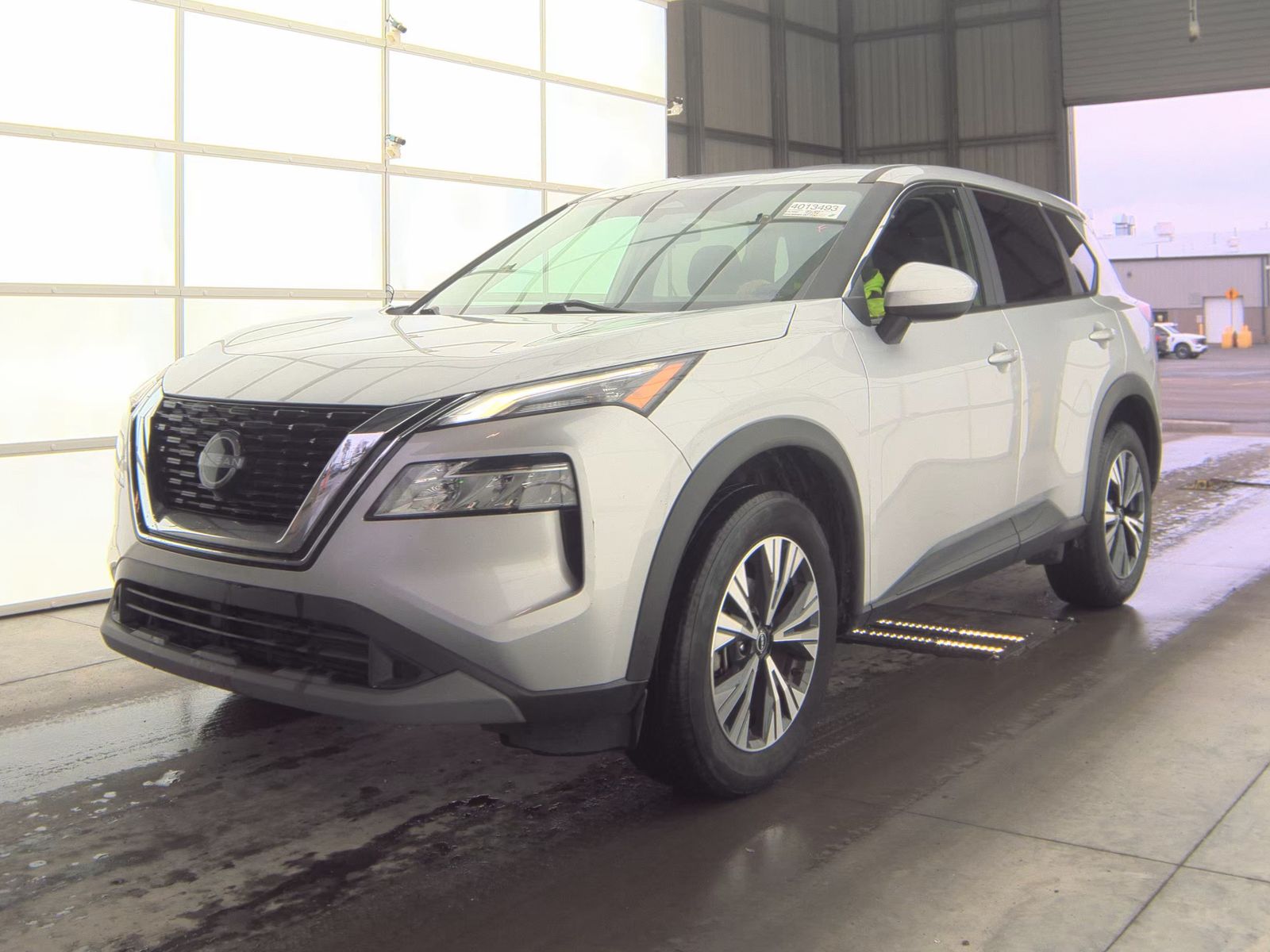 2023 Nissan Rogue SV FWD