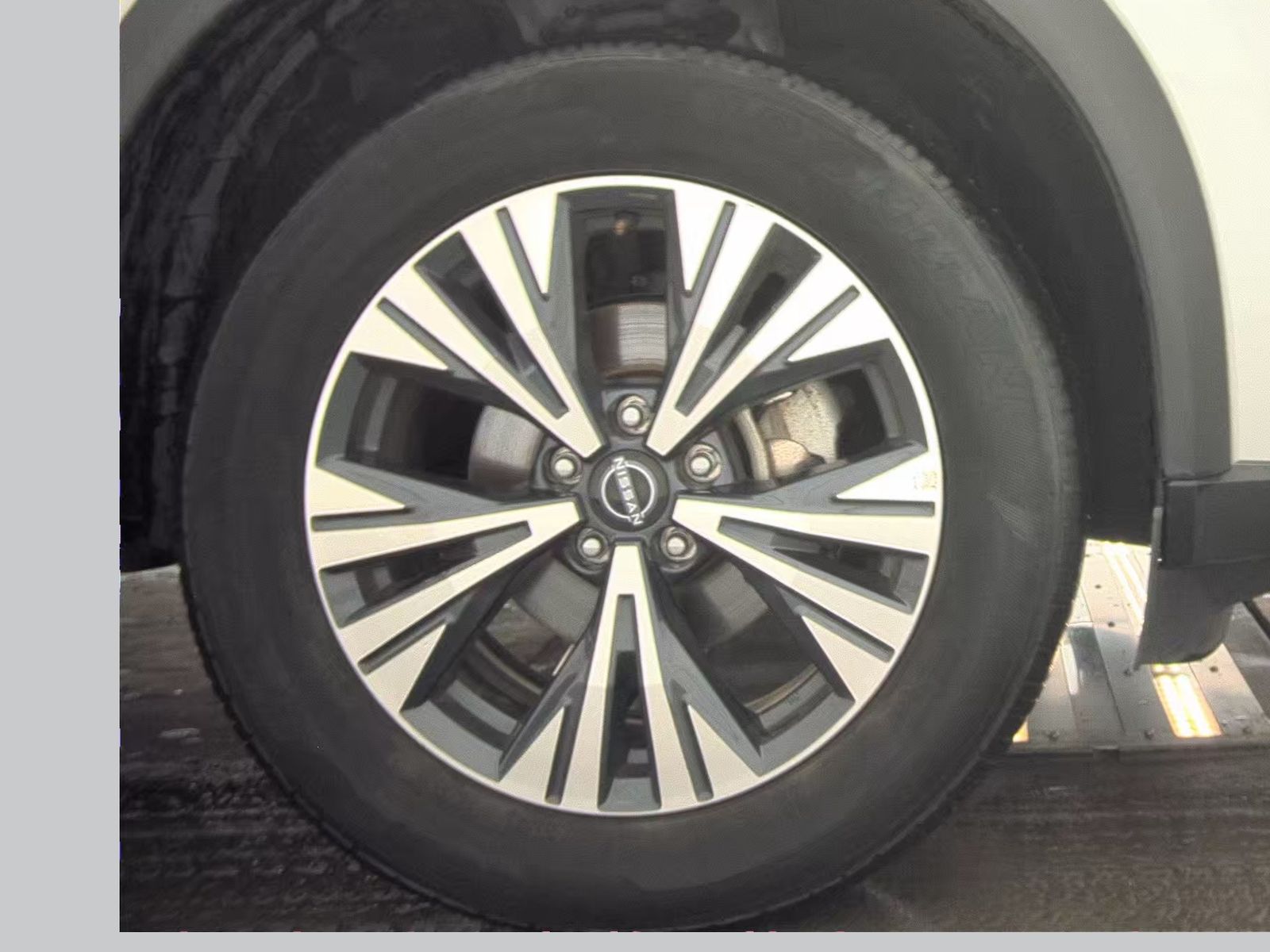 2023 Nissan Rogue SV FWD