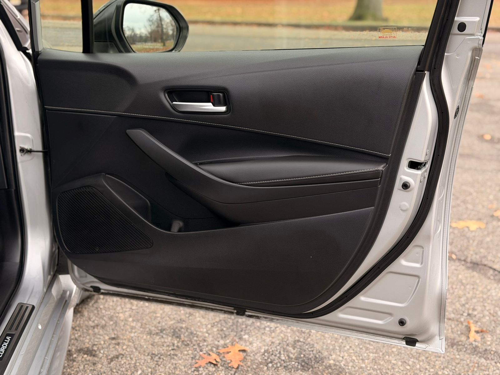 2020 Toyota Corolla SE FWD