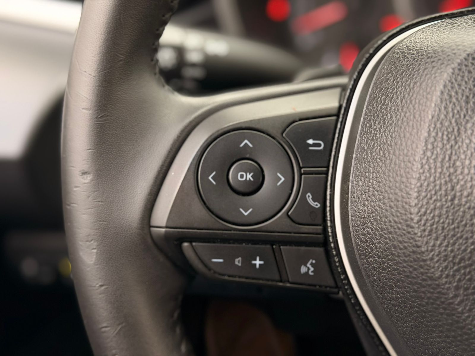 2020 Toyota Corolla SE FWD