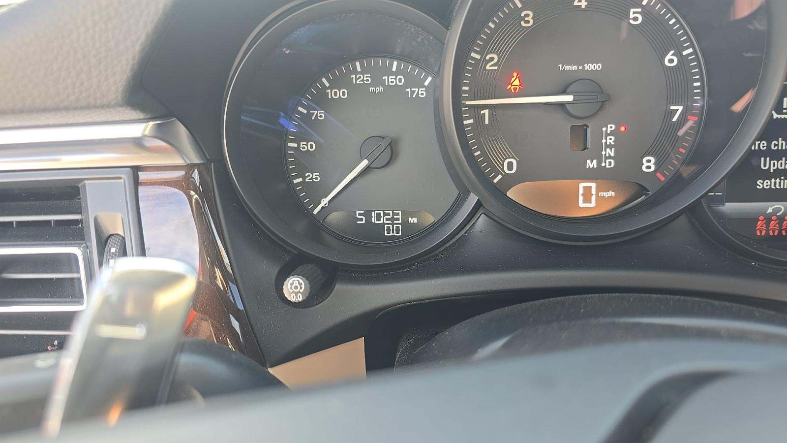 2023 Porsche Macan Base AWD