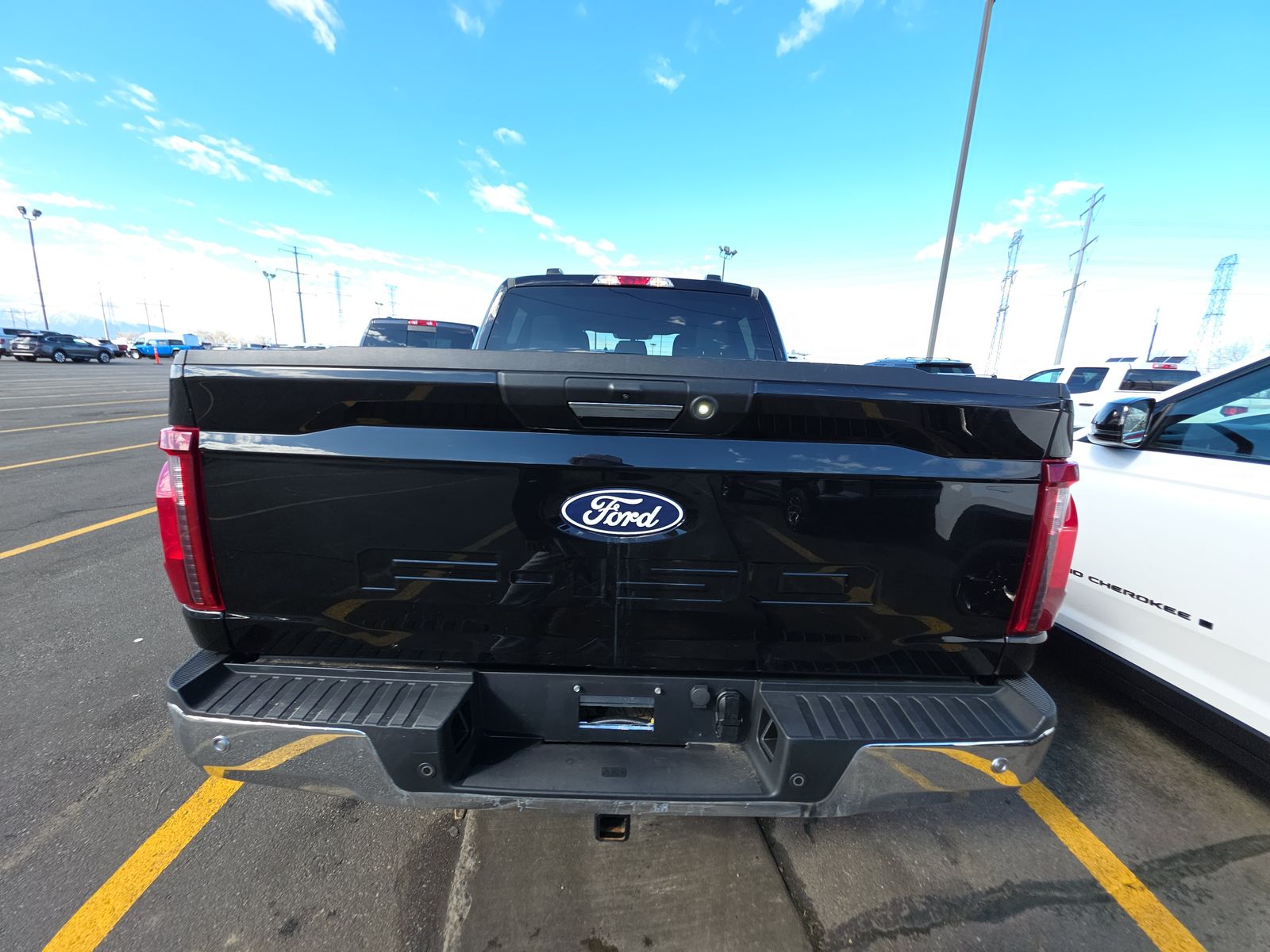 2024 Ford F-150 XLT AWD