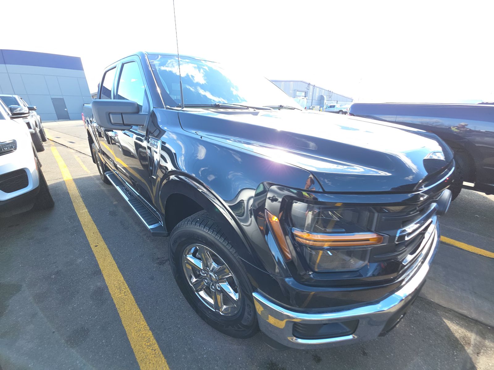 2024 Ford F-150 XLT AWD