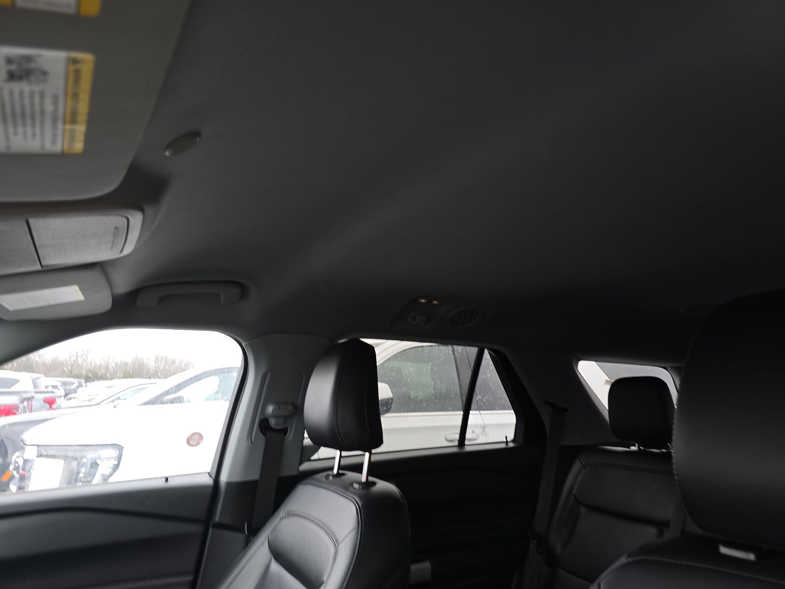 2024 Ford Explorer XLT RWD