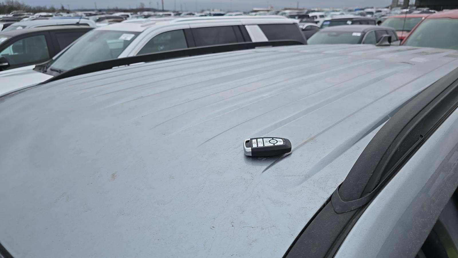 2024 Ford Explorer XLT RWD