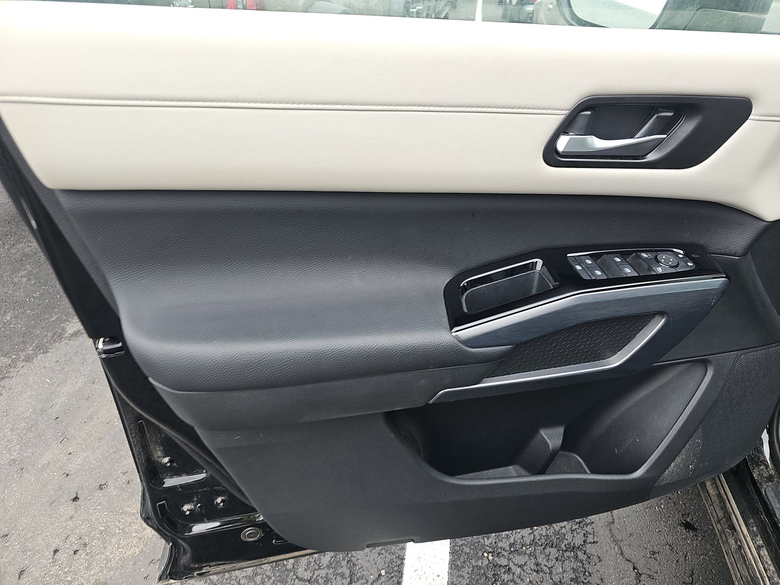 2025 Nissan Pathfinder SL AWD