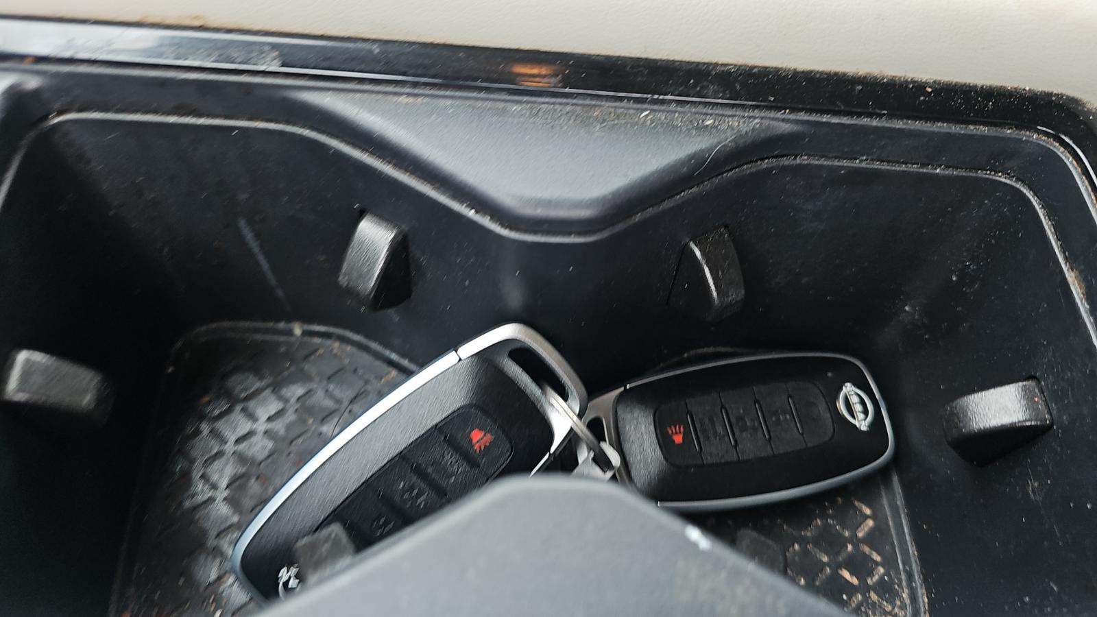 2025 Nissan Pathfinder SL AWD