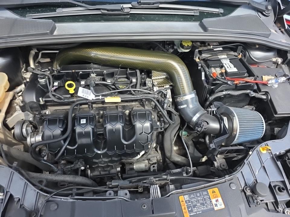 2016 Ford Focus ST FWD