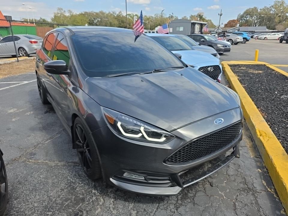 2016 Ford Focus ST FWD