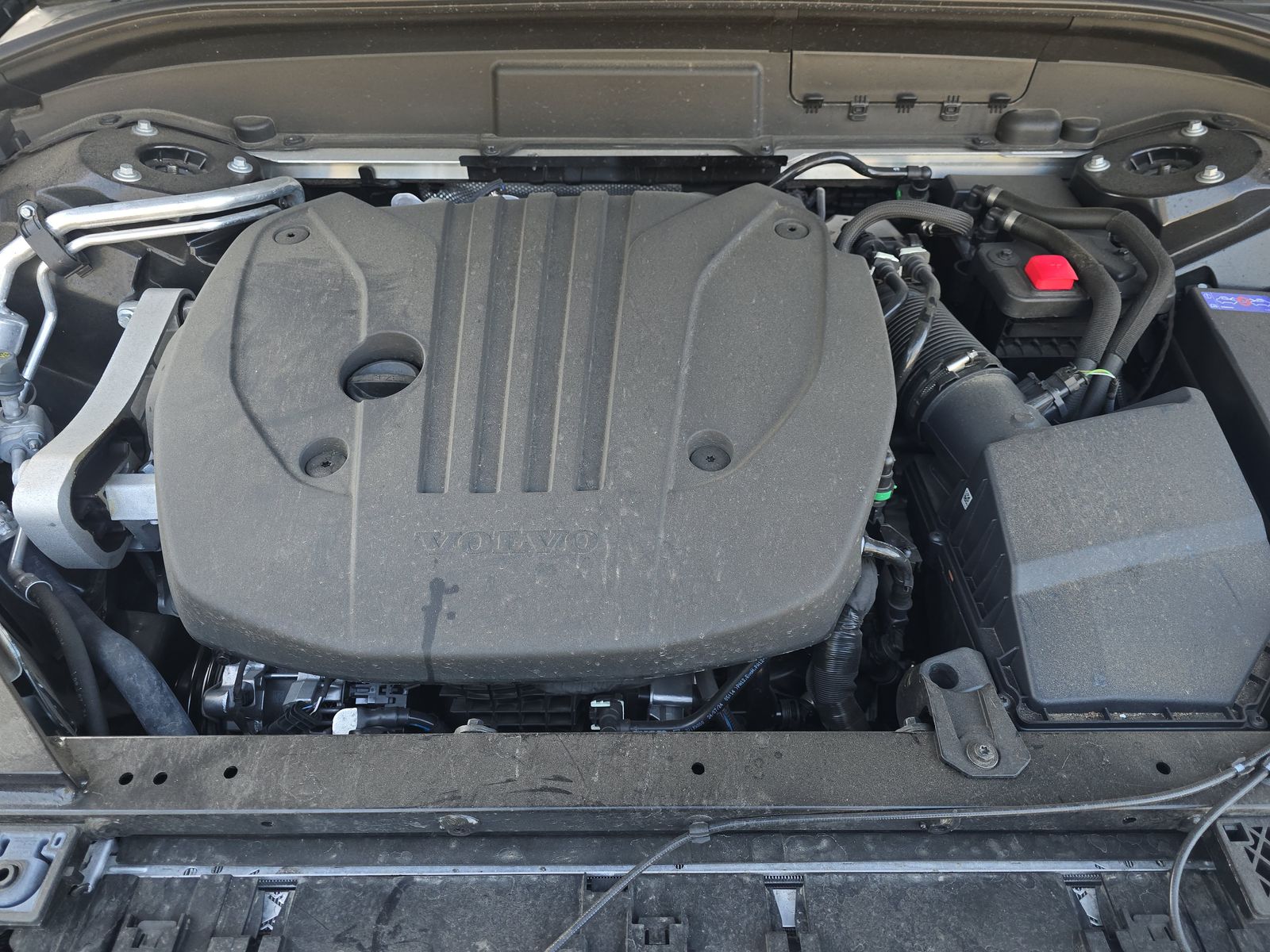 2025 Volvo XC60 B5 Plus FWD