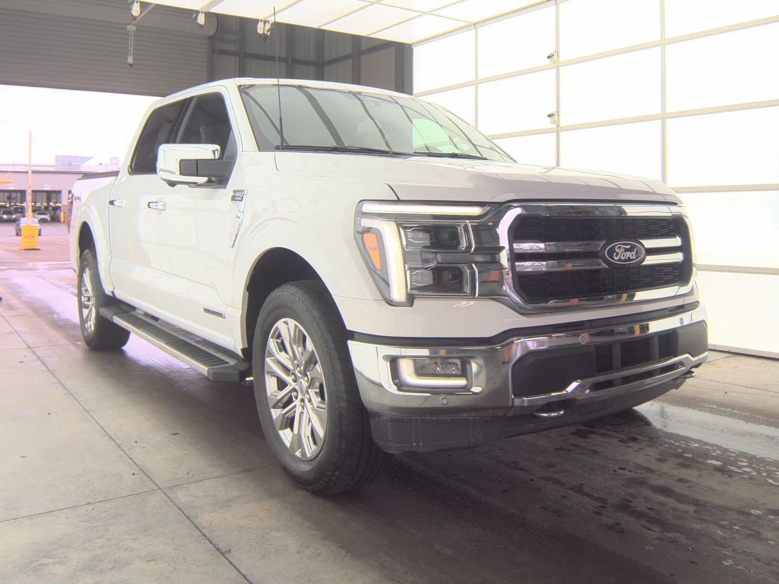 2024 Ford F-150 Hybrid Lariat AWD