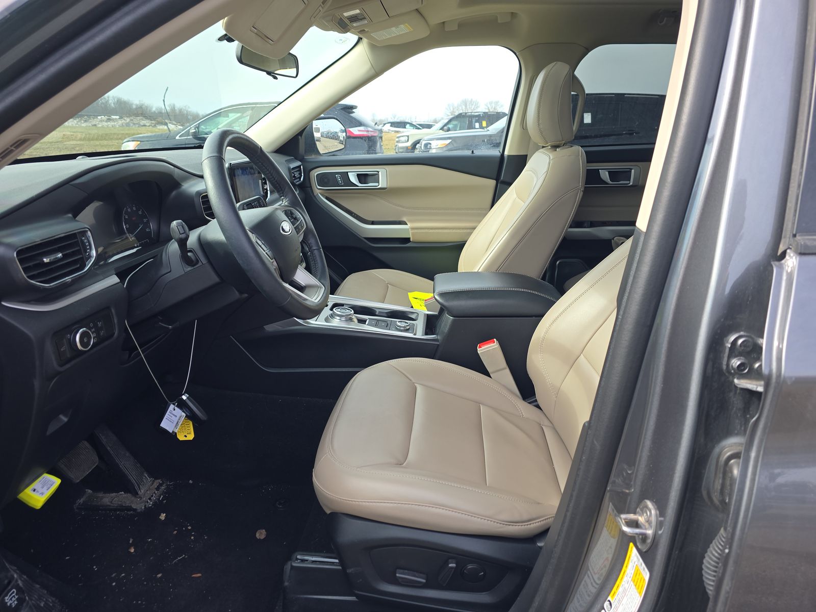 2023 Ford Explorer XLT AWD