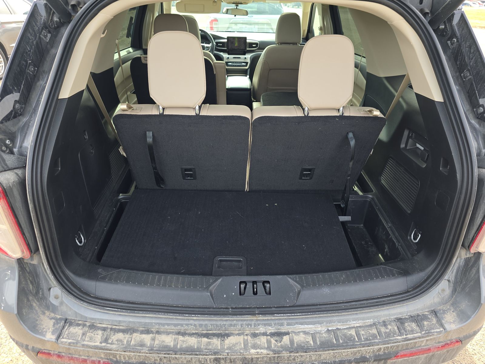 2023 Ford Explorer XLT AWD