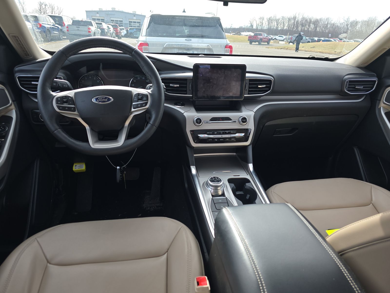 2023 Ford Explorer XLT AWD