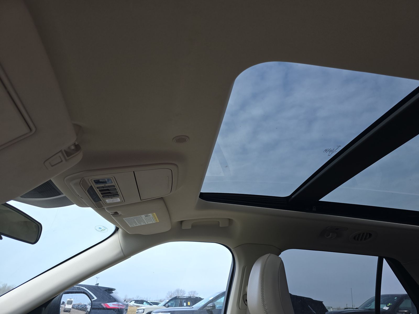 2023 Ford Explorer XLT AWD