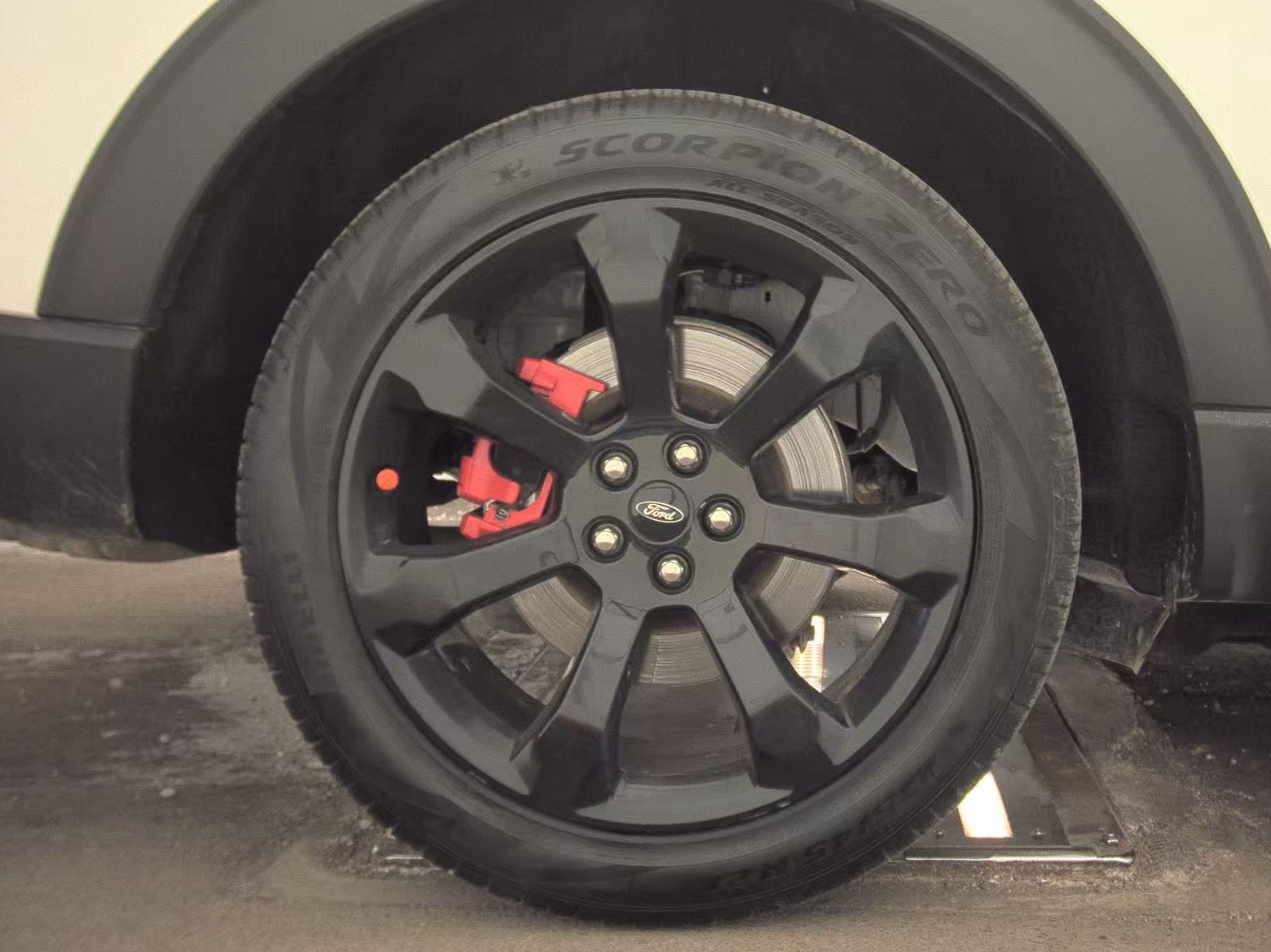 2020 Ford Explorer ST AWD