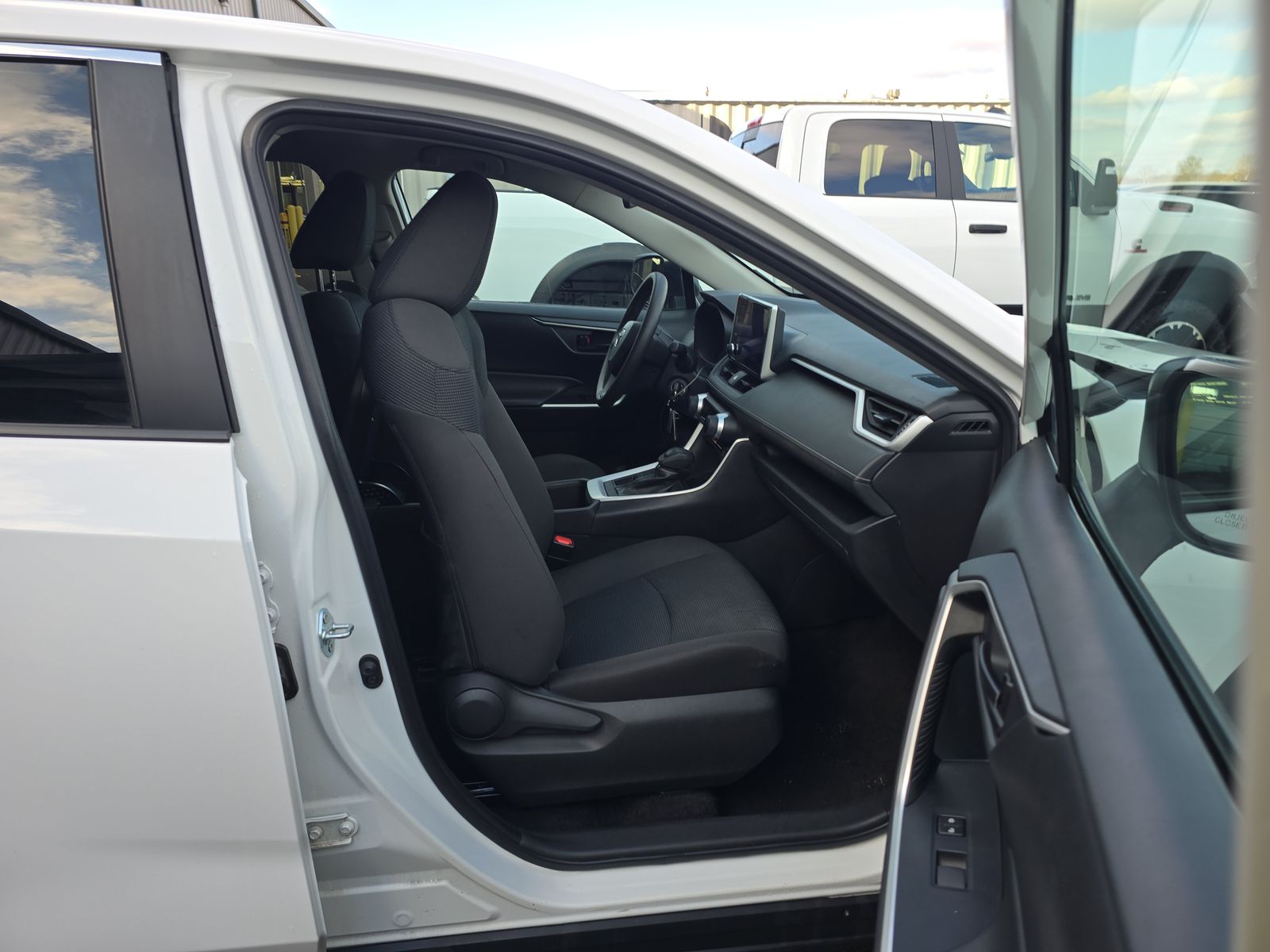 2024 Toyota RAV4 LE AWD