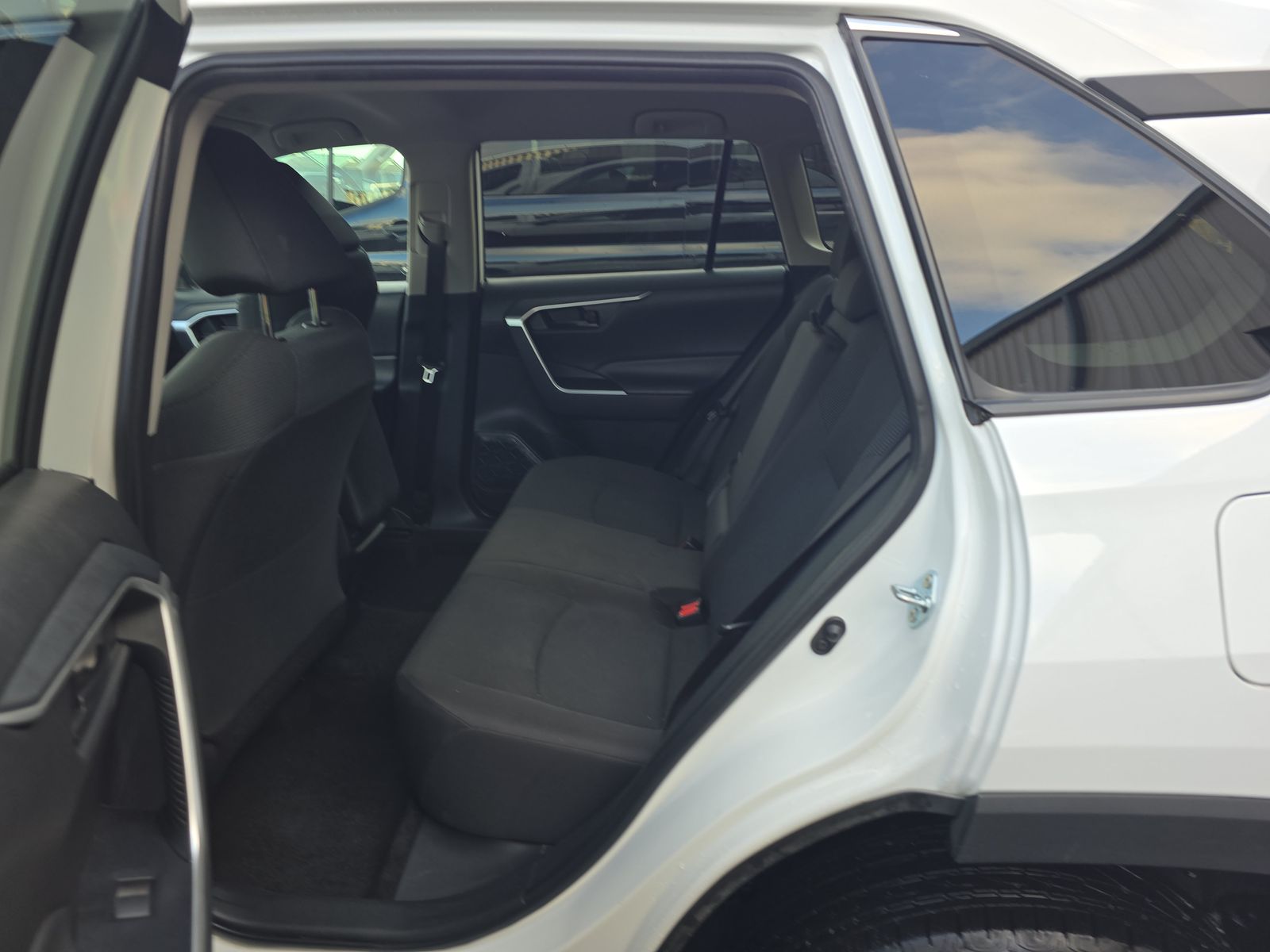 2024 Toyota RAV4 LE AWD