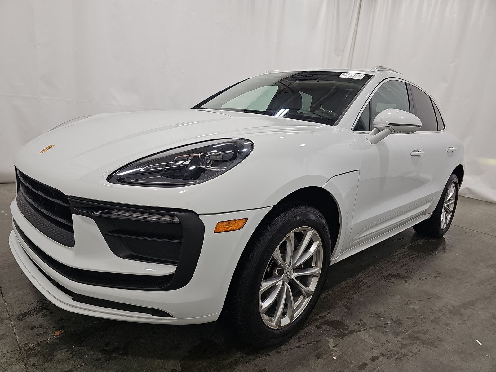 2022 Porsche Macan Base AWD