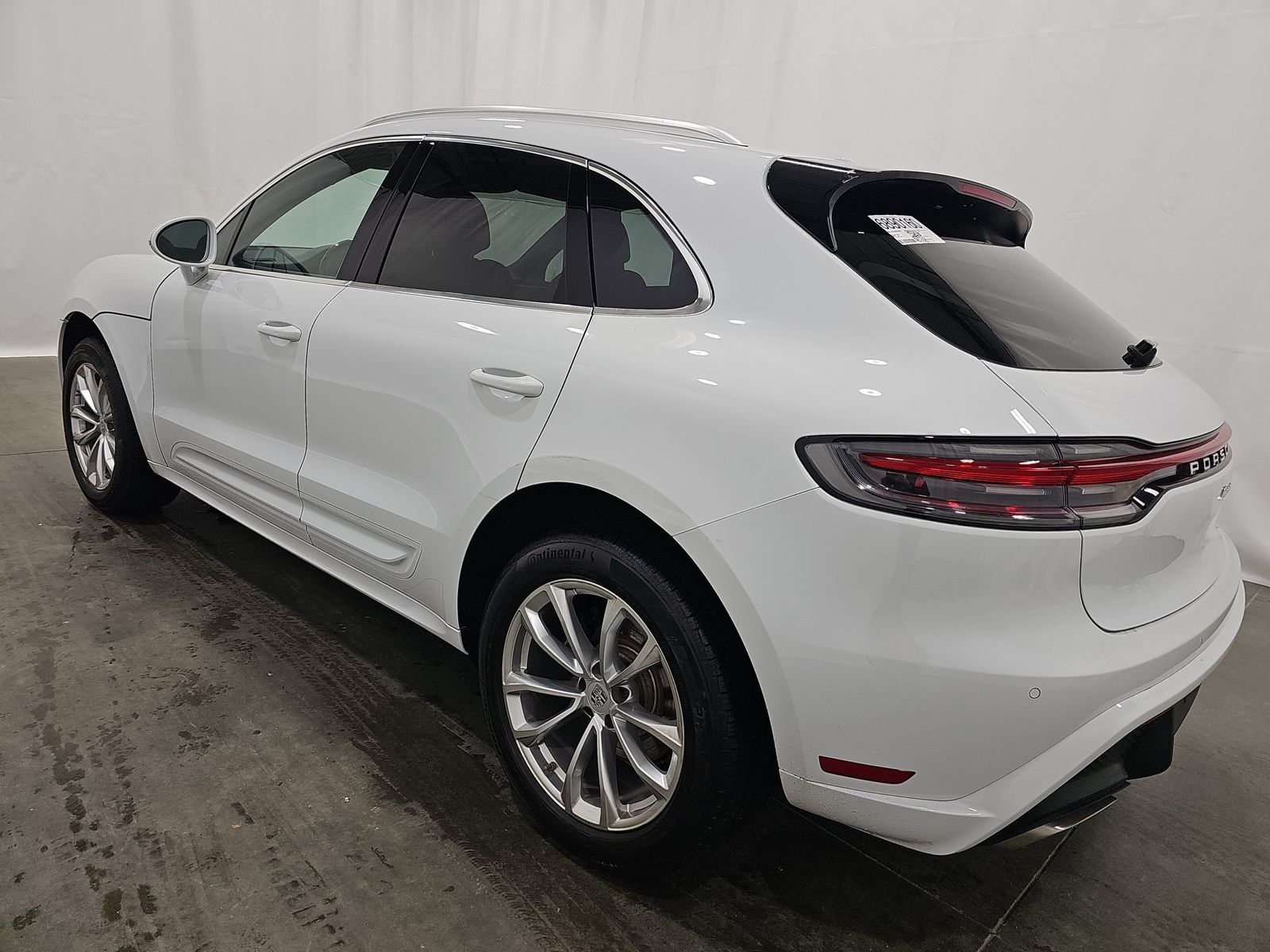 2022 Porsche Macan Base AWD