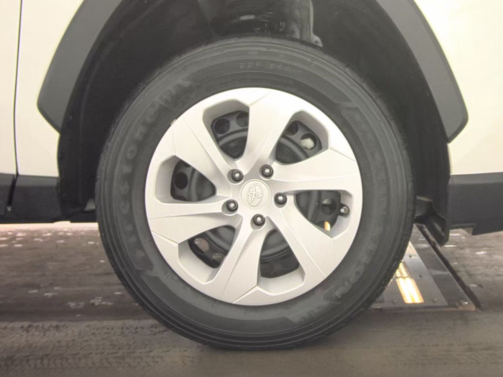 2024 Toyota RAV4 LE AWD