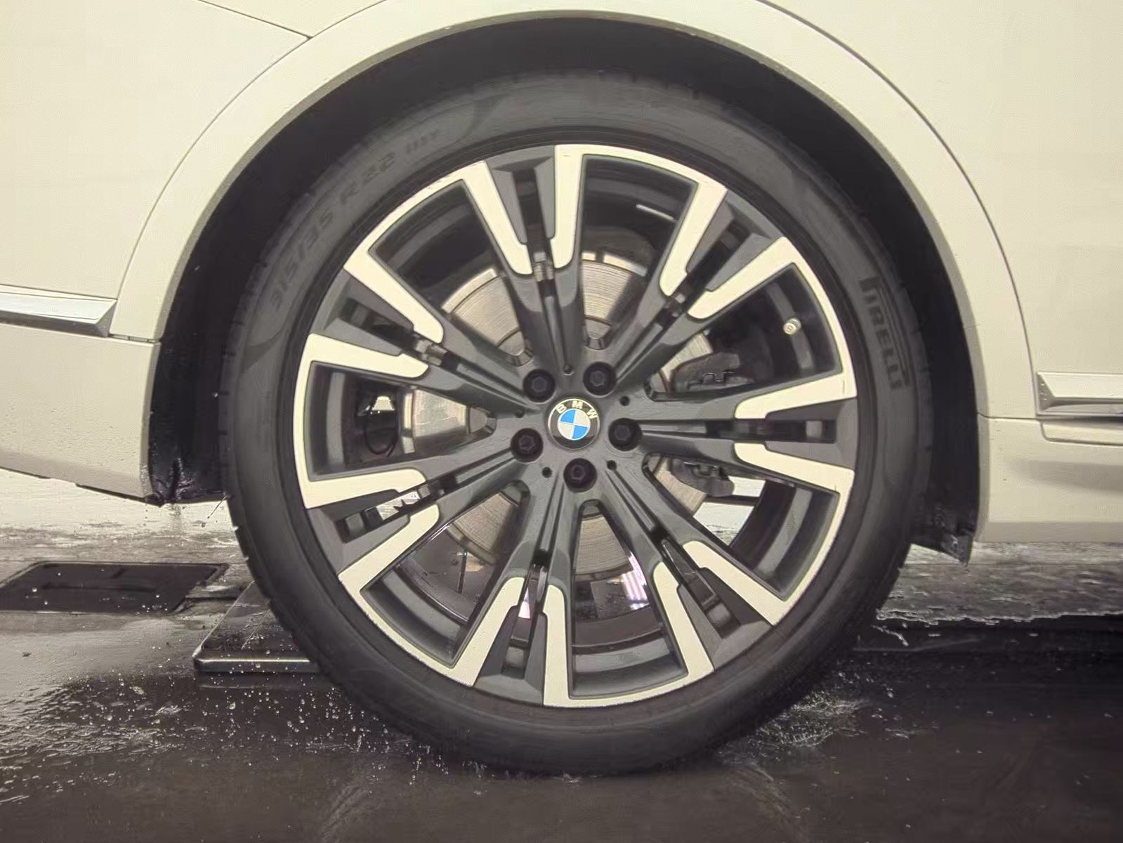 2019 BMW X7 xDrive50i AWD