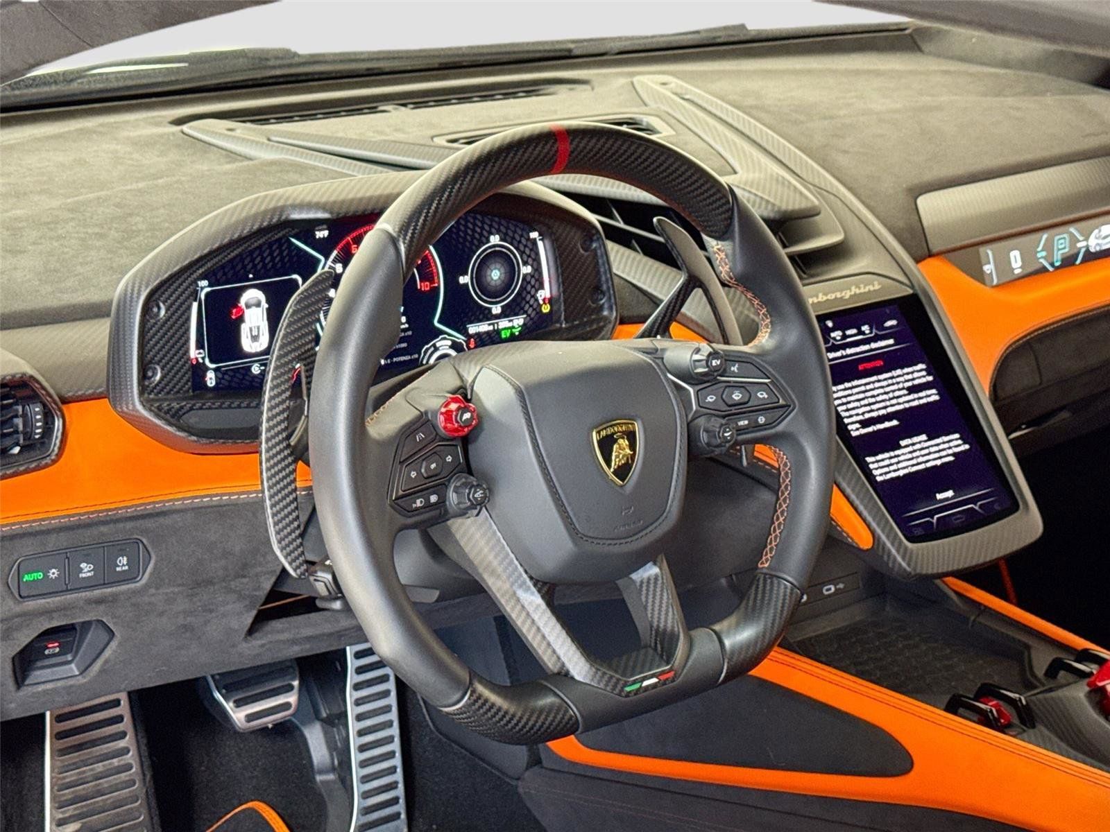 2024 Lamborghini Revuelto Base AWD