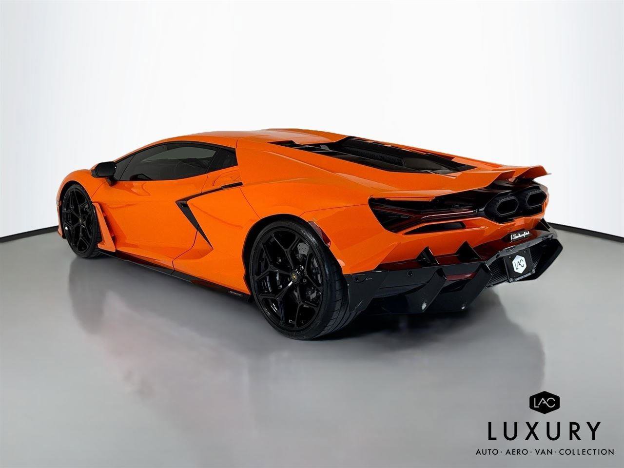 2024 Lamborghini Revuelto Base AWD