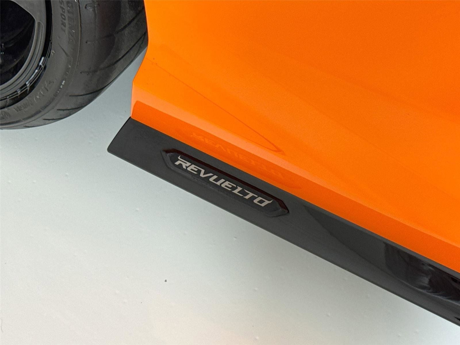 2024 Lamborghini Revuelto Base AWD