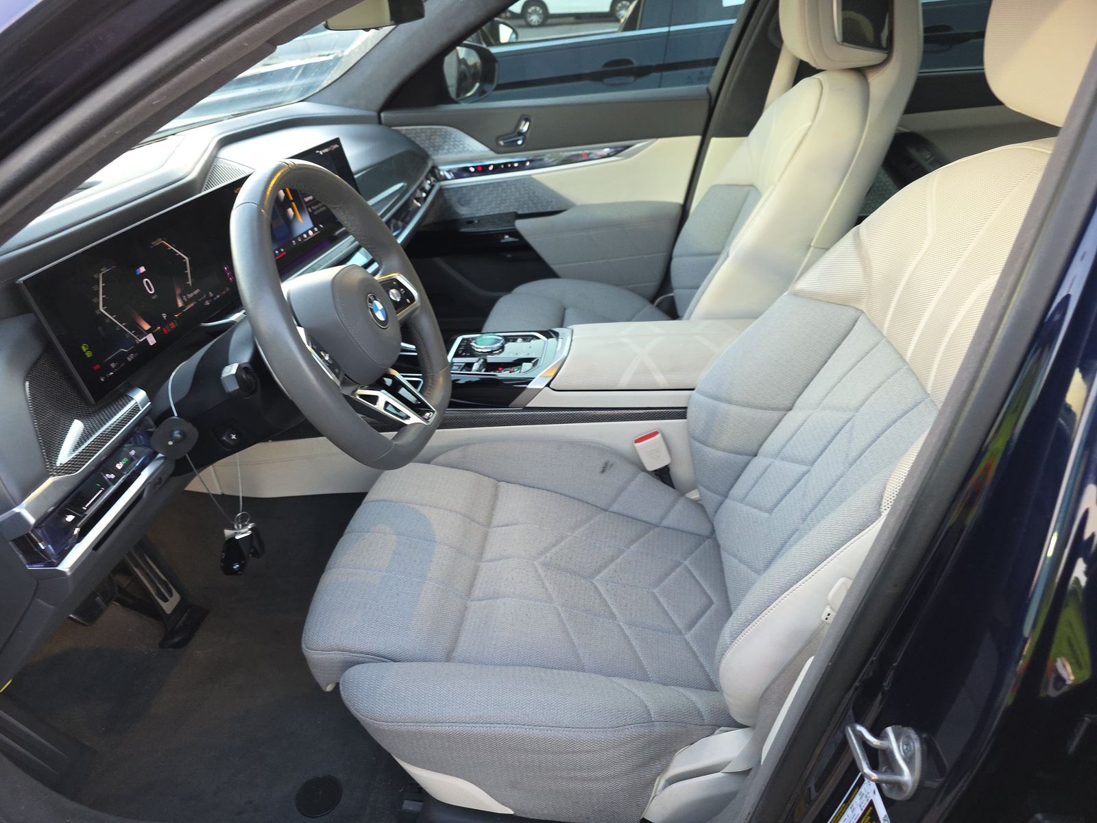 2023 BMW 7 Series 760i xDrive AWD