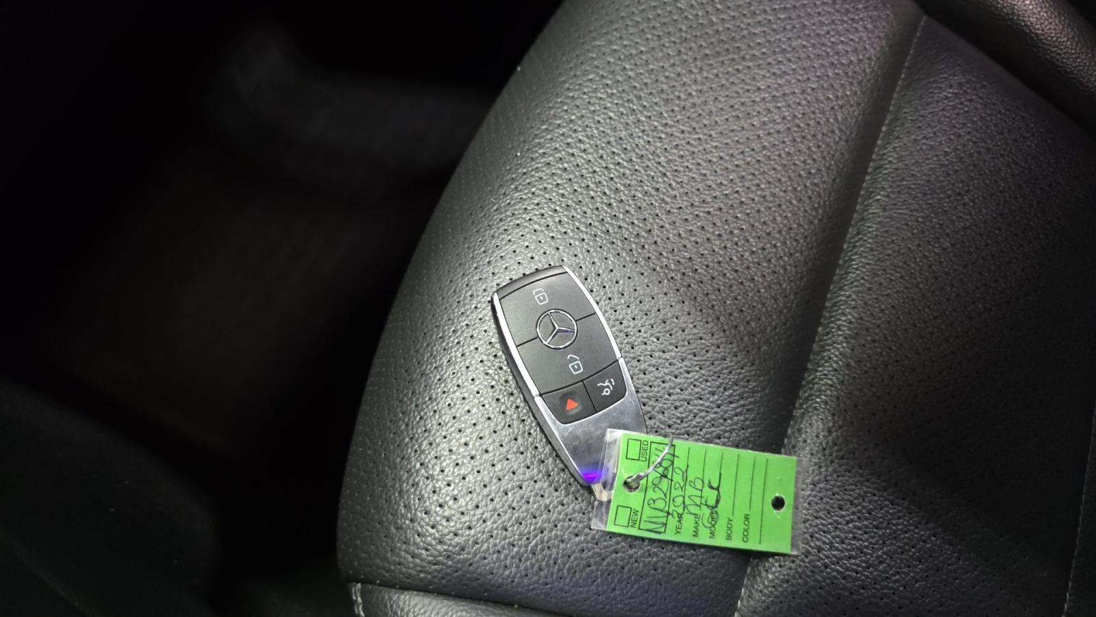 2022 Mercedes-Benz GLC GLC 300 RWD