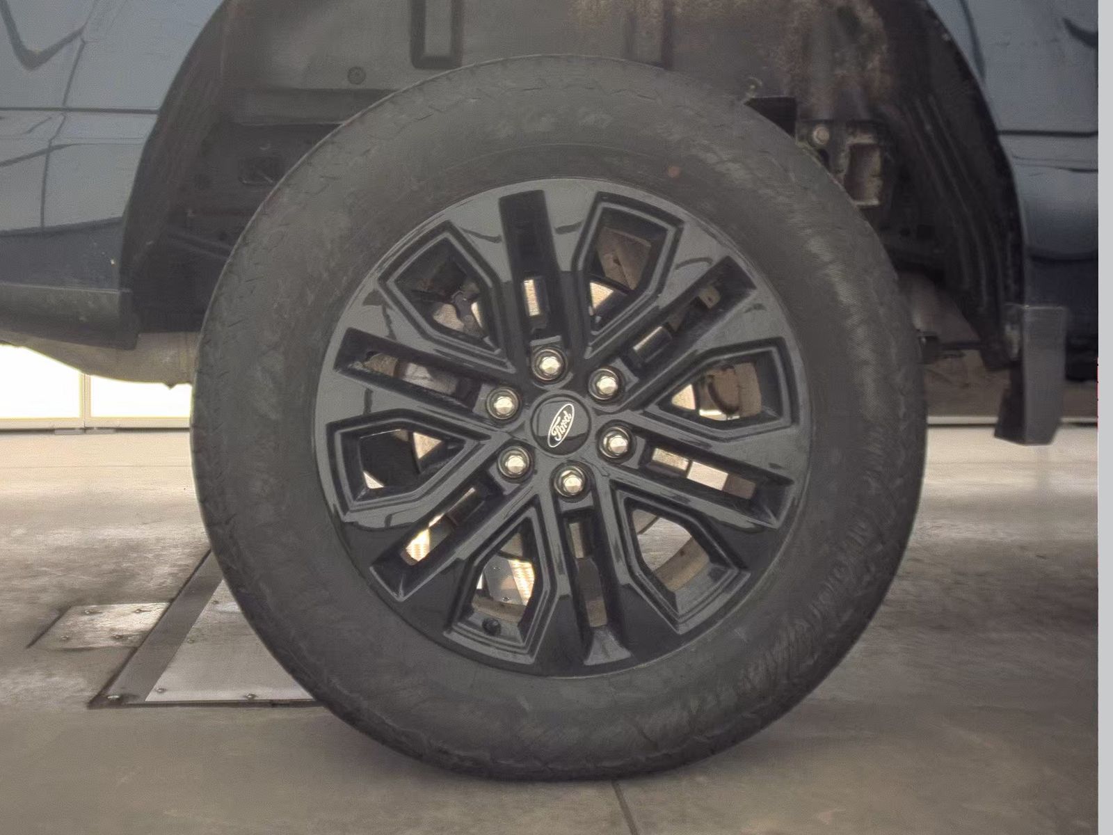 2025 Ford F-150 Hybrid Lariat AWD