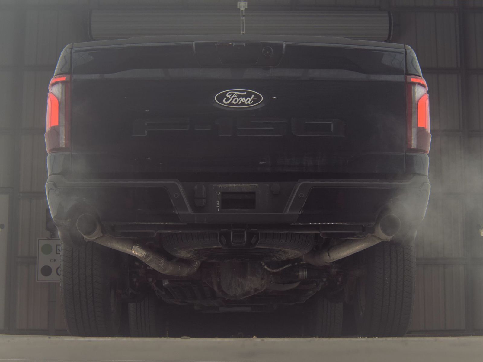 2025 Ford F-150 Hybrid Lariat AWD