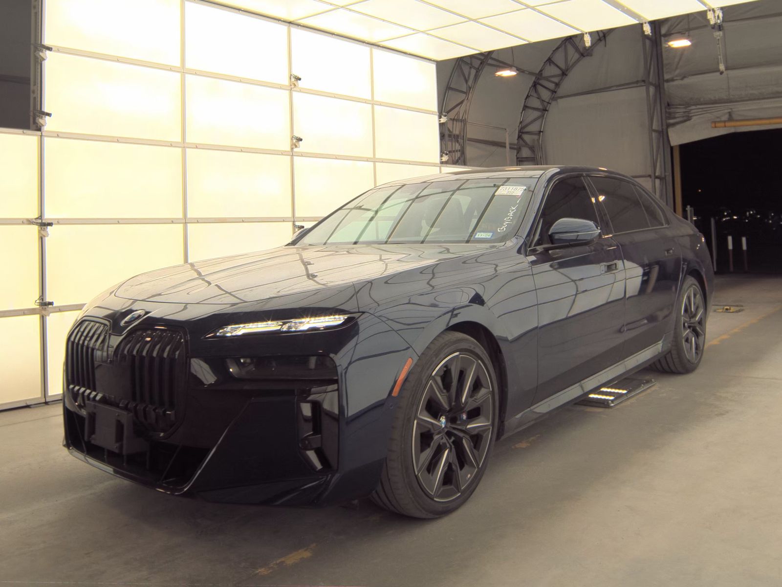 2023 BMW 7 Series 760i xDrive AWD