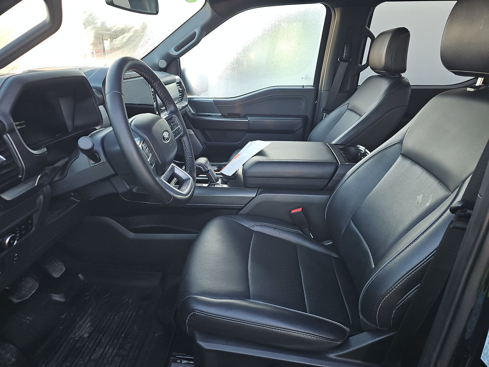 2025 Ford F-150 Hybrid Lariat AWD