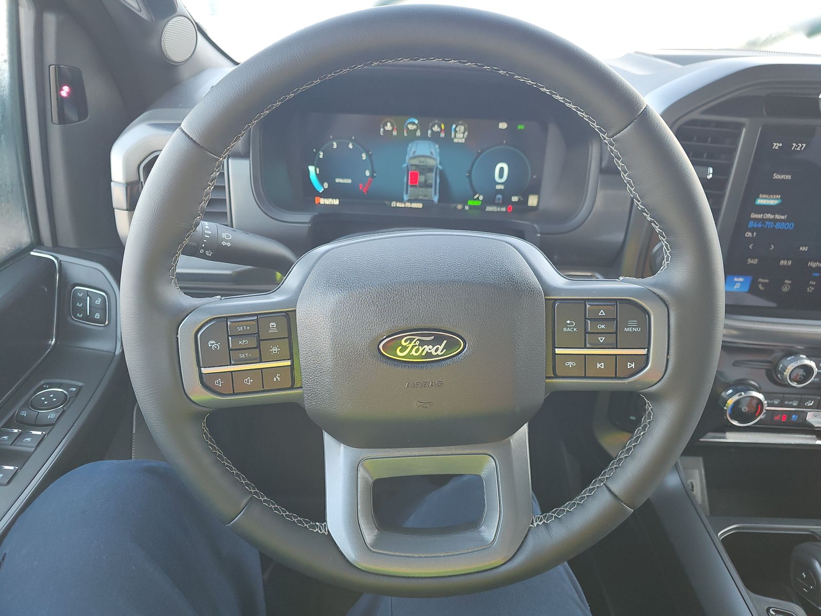 2025 Ford F-150 Hybrid Lariat AWD