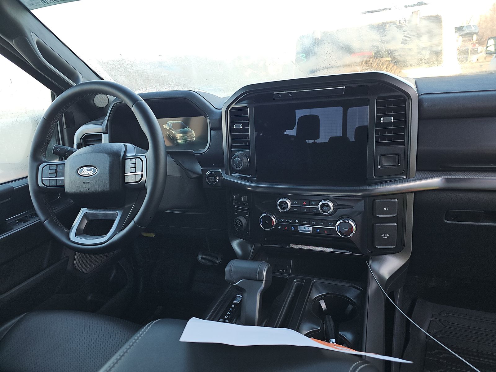 2025 Ford F-150 Hybrid Lariat AWD