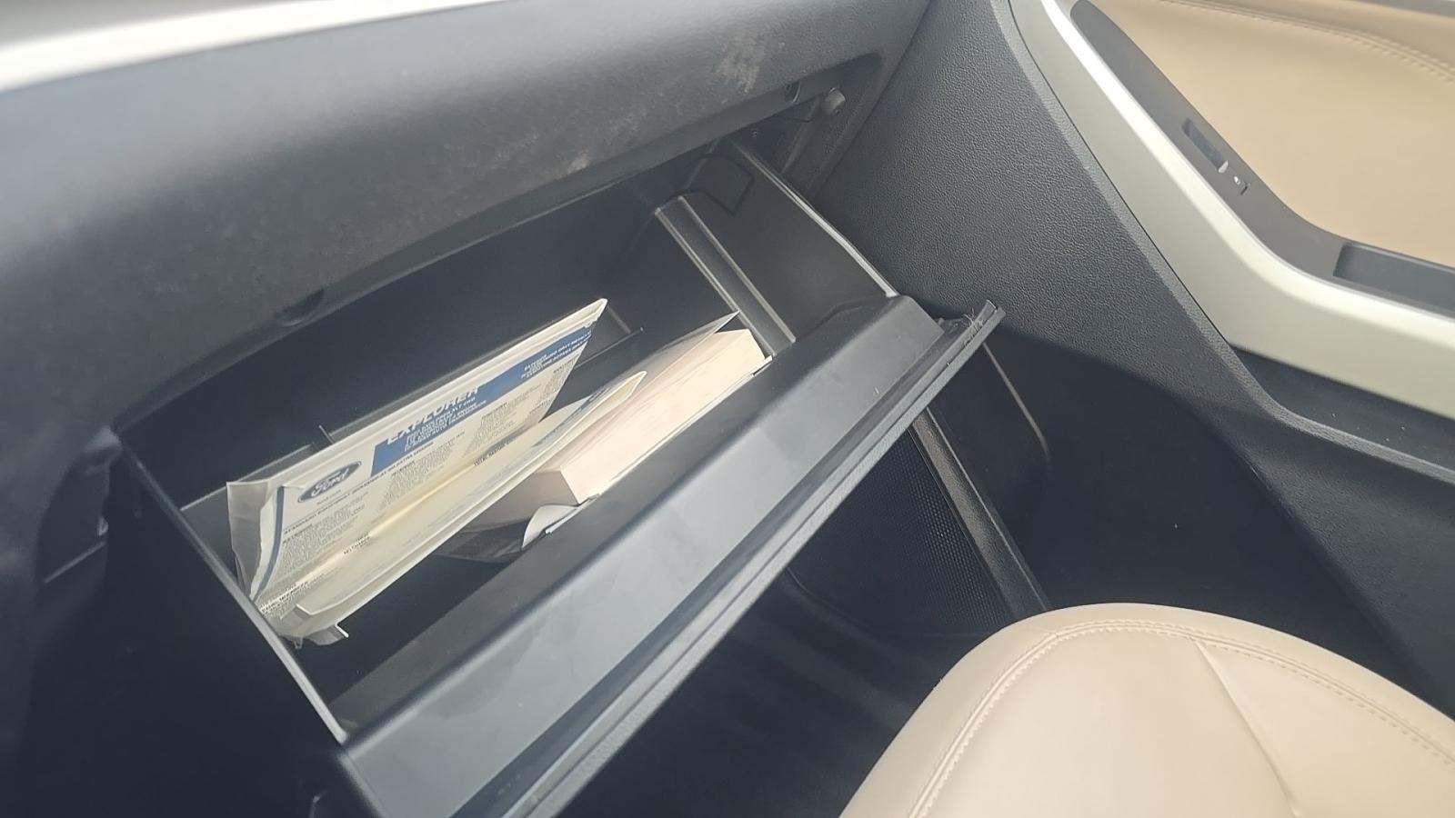 2023 Ford Explorer XLT AWD