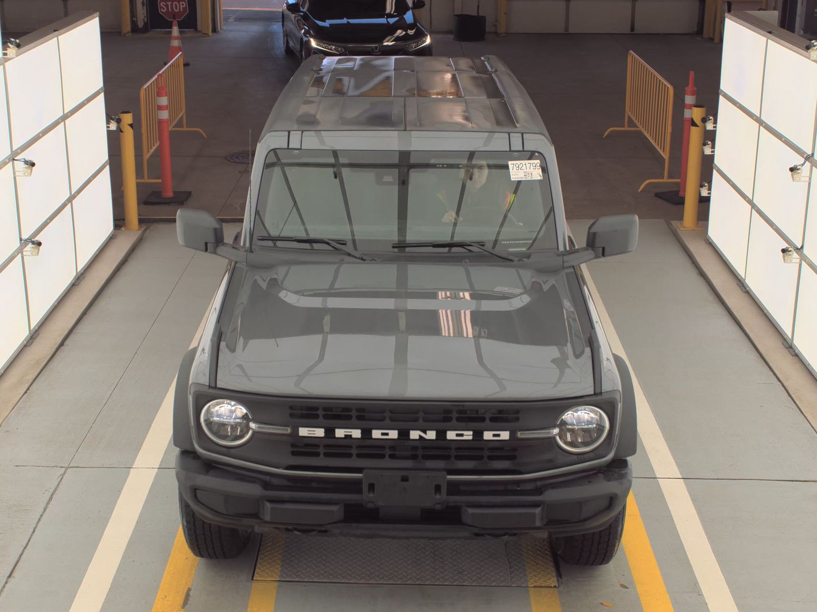 FORD BRONCO - 3