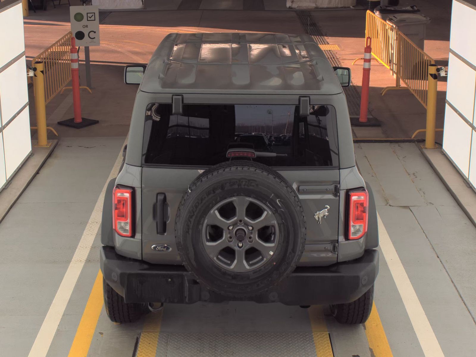 FORD BRONCO - 7