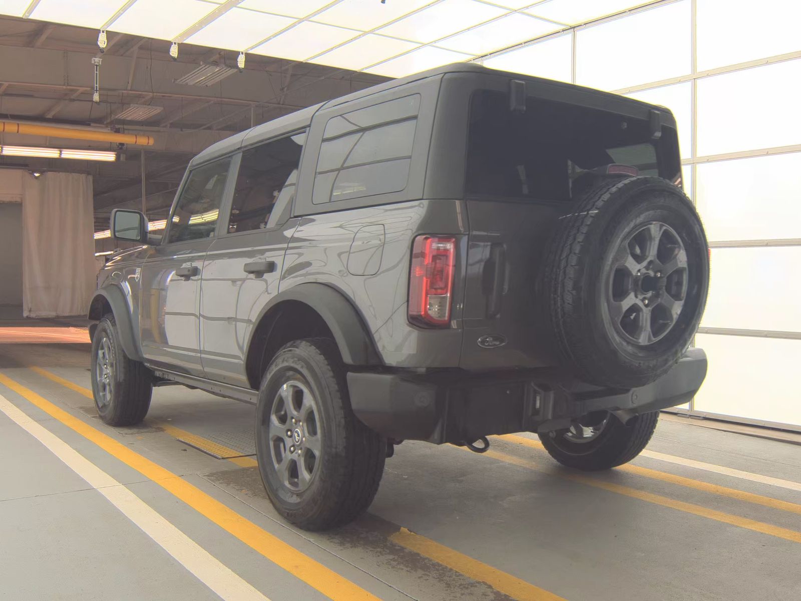 FORD BRONCO - 9