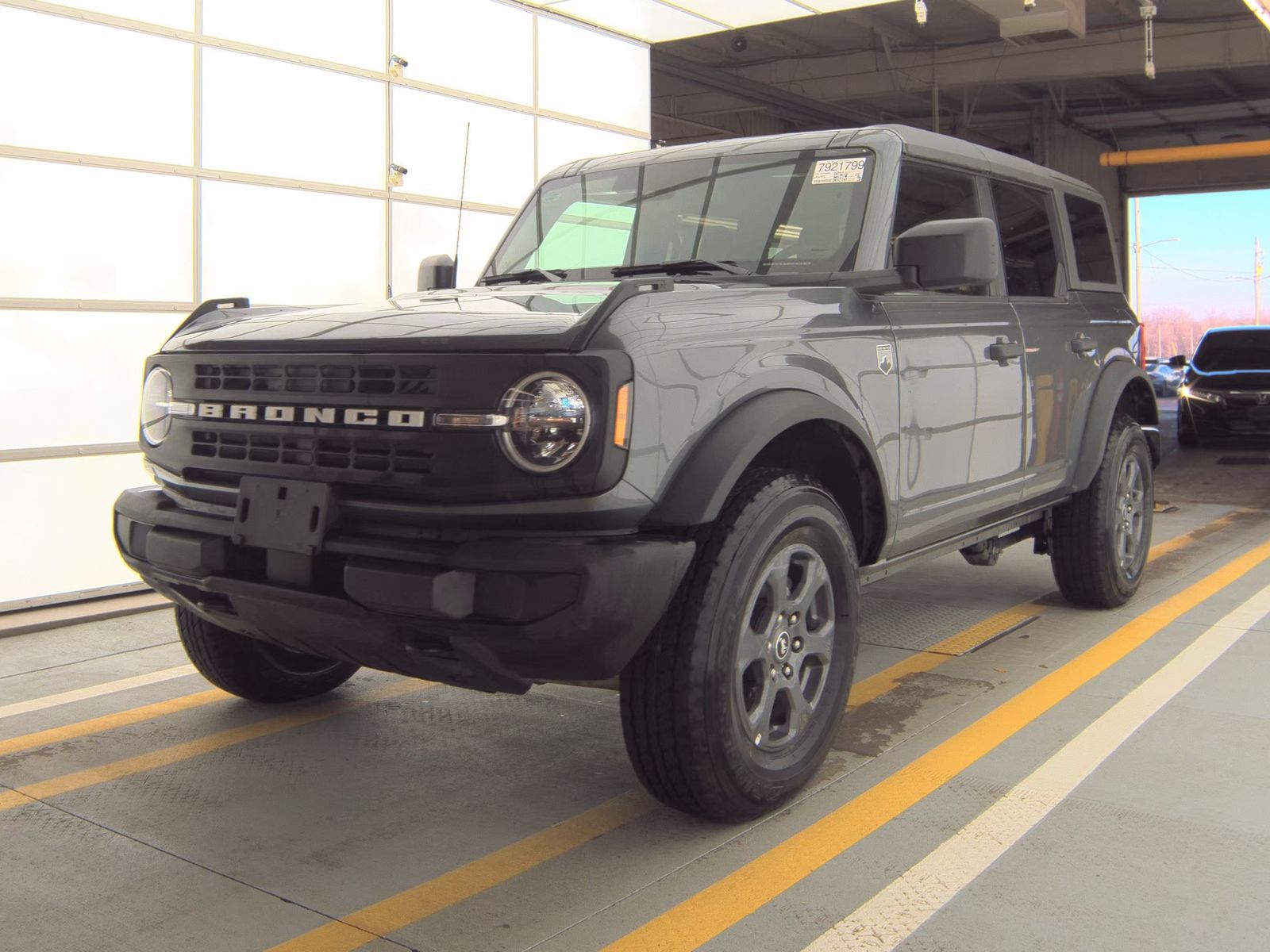 FORD BRONCO - 1