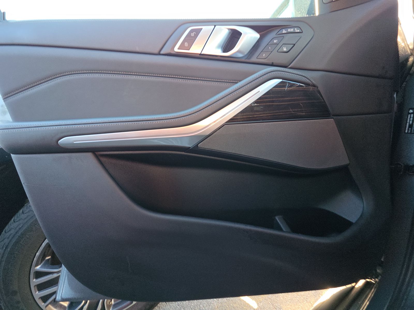 2024 BMW X7 xDrive40i AWD